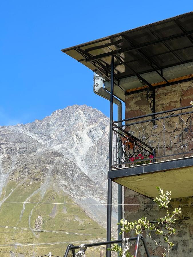 Ia'S Guest House Kazbegi Kültér fotó