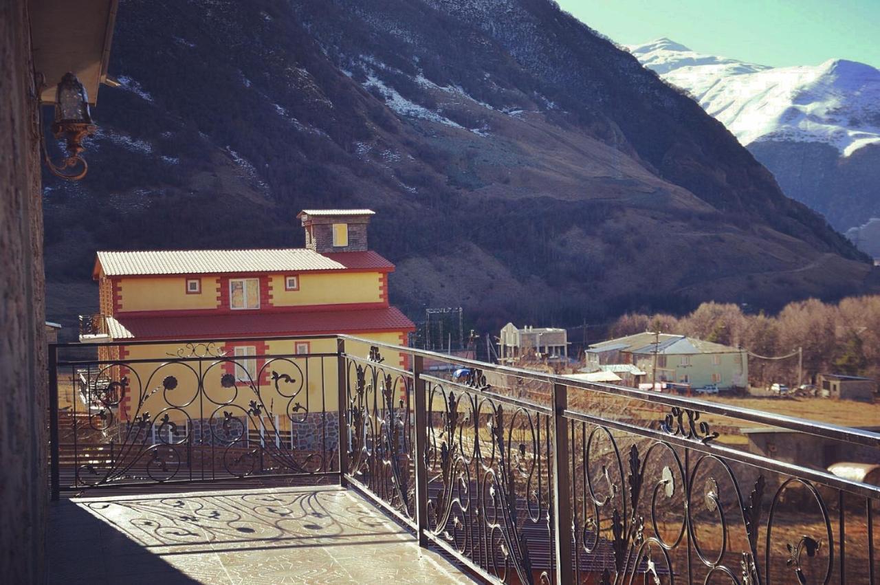 Ia'S Guest House Kazbegi Kültér fotó