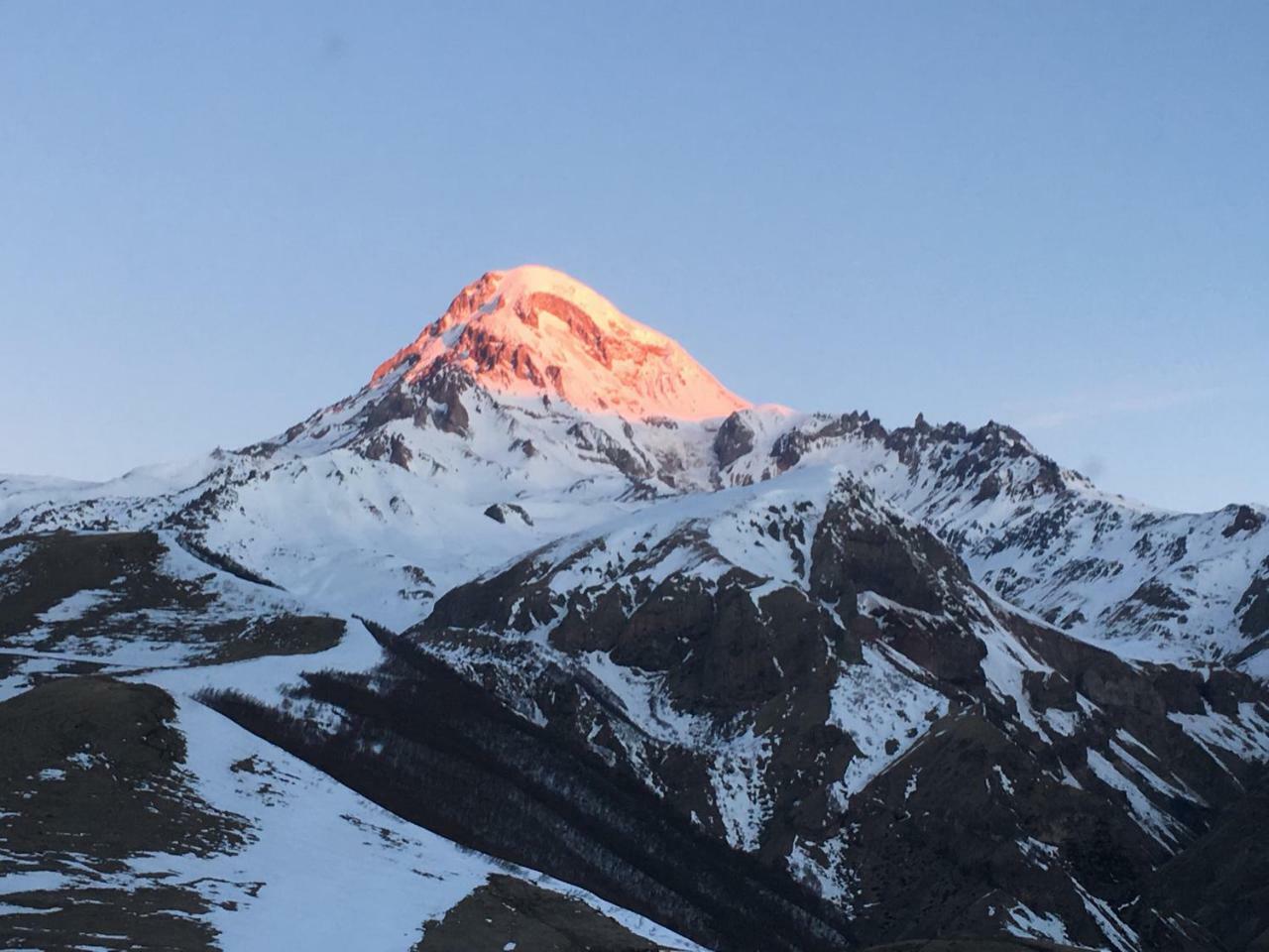 Ia'S Guest House Kazbegi Kültér fotó